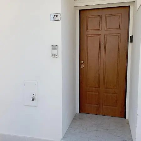 בית נופש Casa Vacanza Il Delfino
